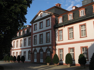 Der Ostflügel des Biebricher Schlosses (September 2007)